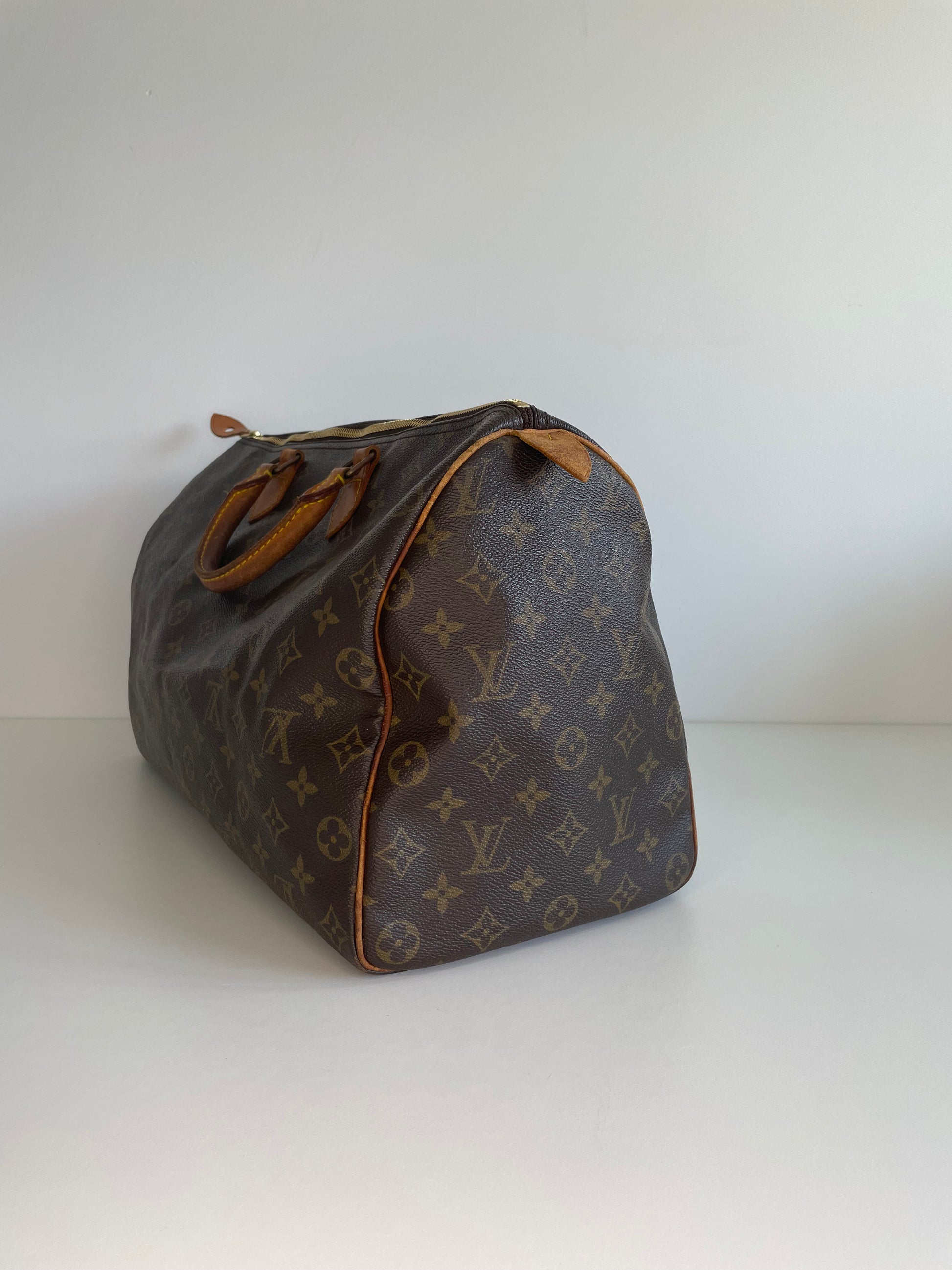 Louis Vuitton Speedy 40