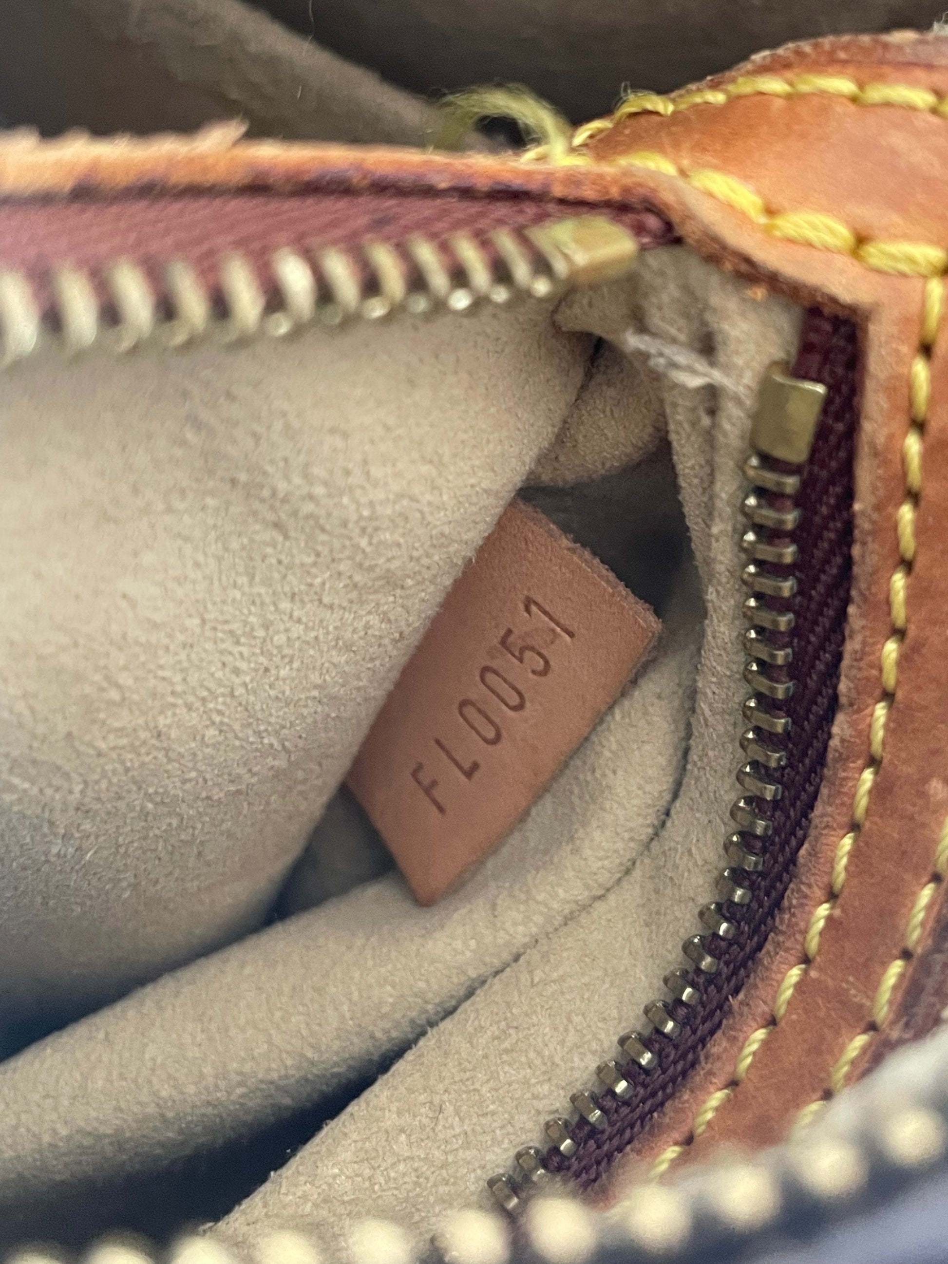 Louis Vuitton Looping MM Monogram