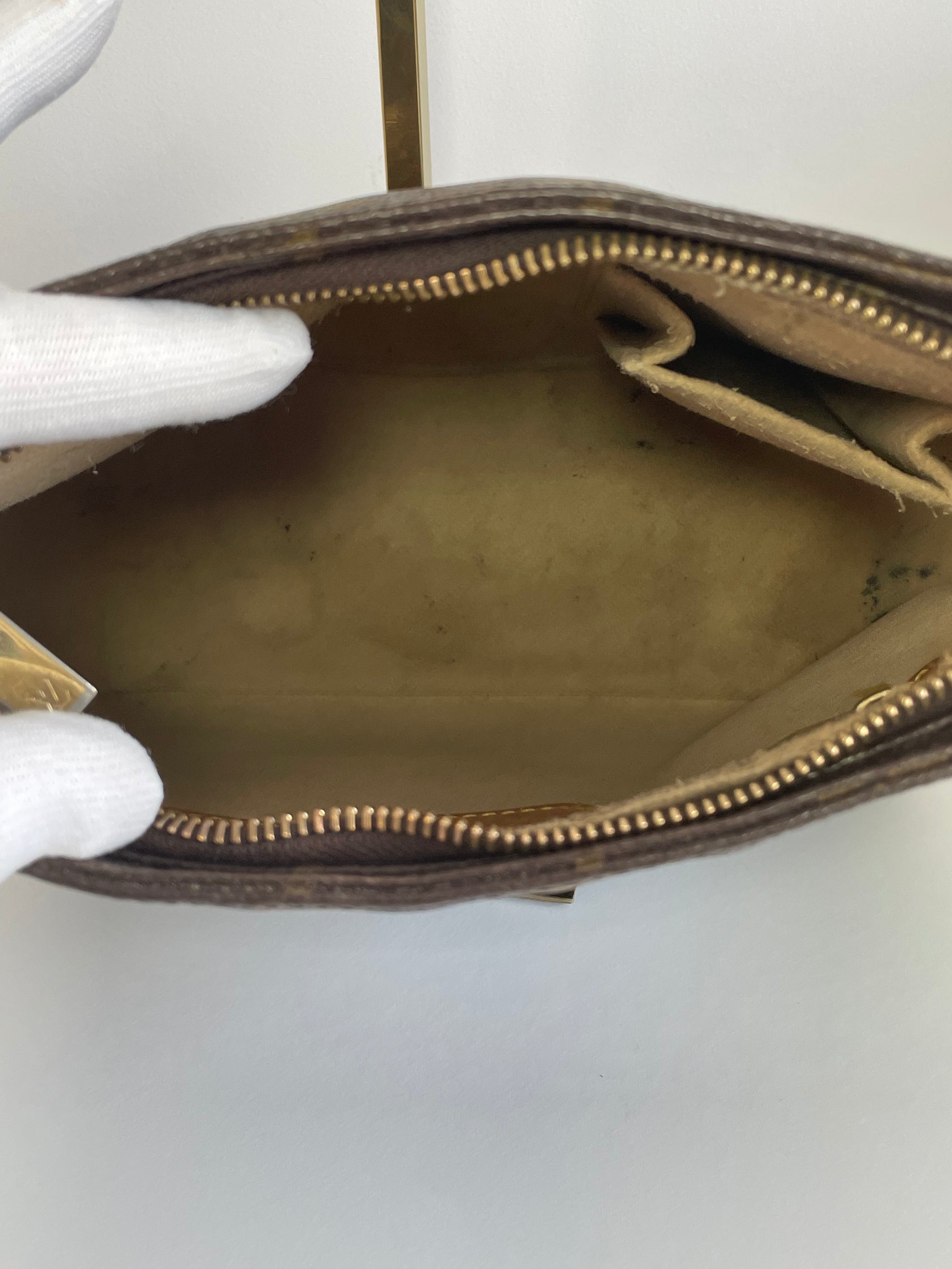 Louis Vuitton Looping MM Monogram