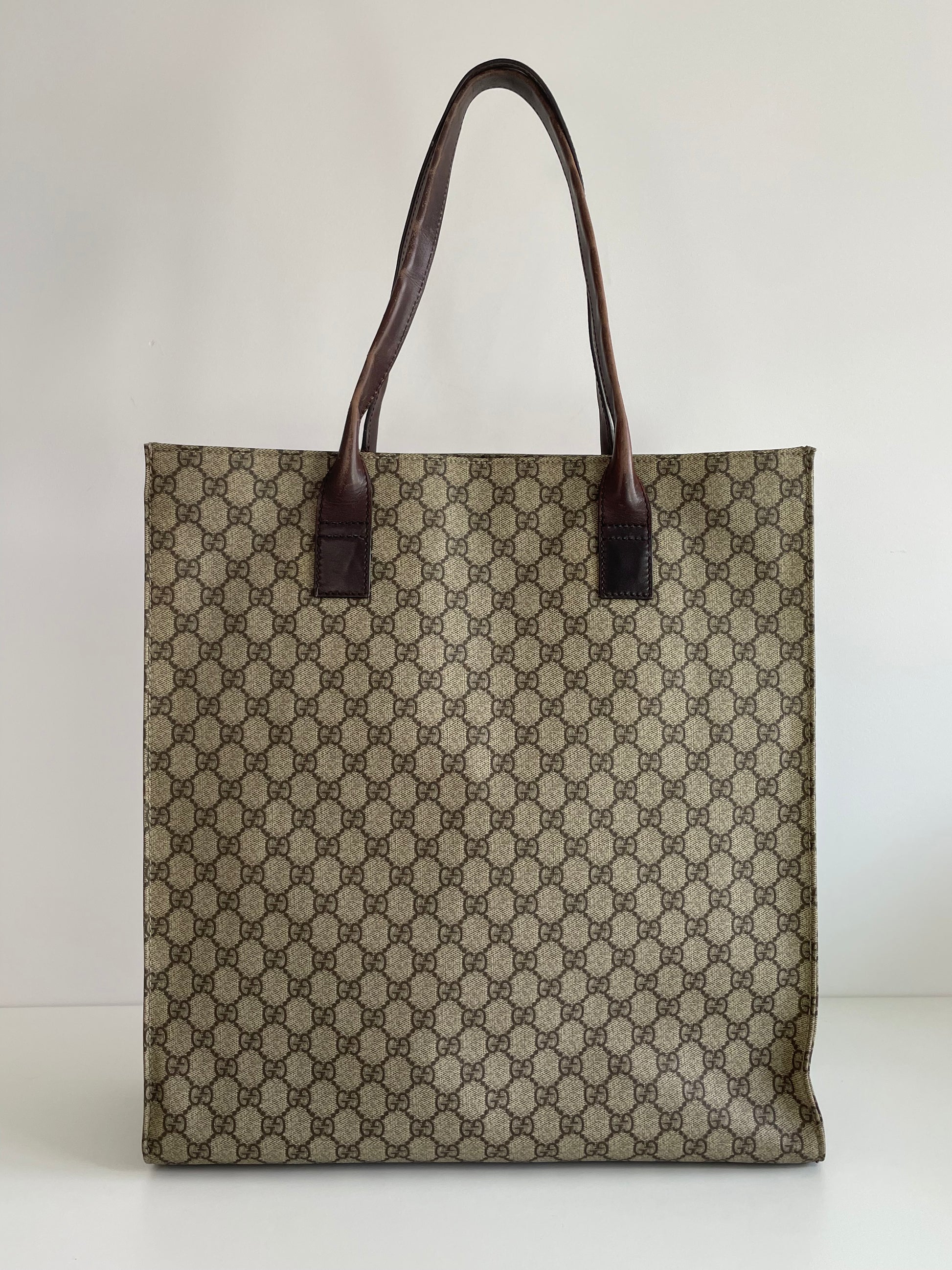 Gucci GG Supreme Tote Bag