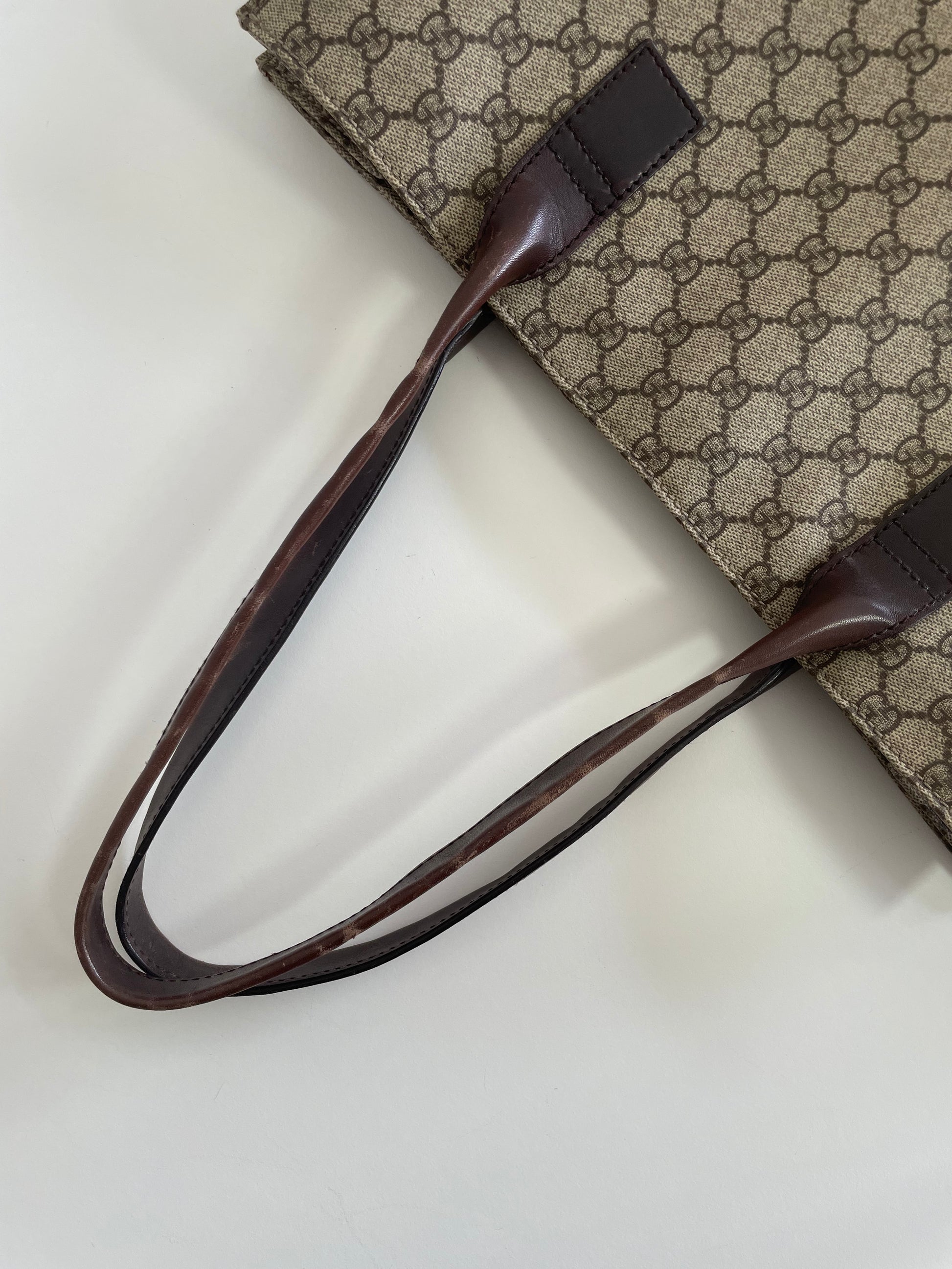 Gucci GG Supreme Tote Bag
