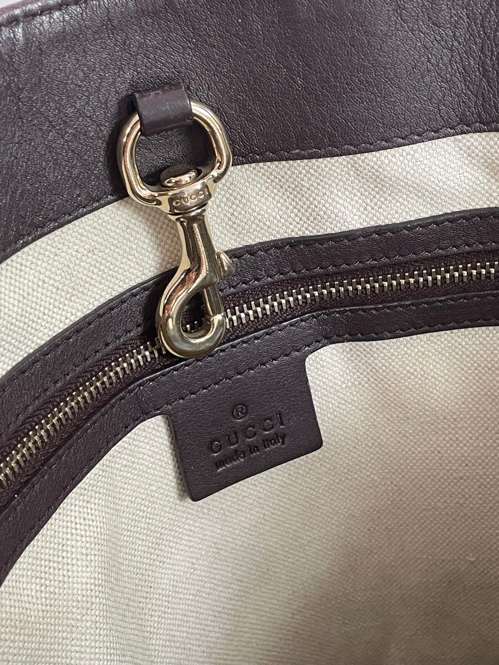 Gucci GG Supreme Tote Bag Brown 