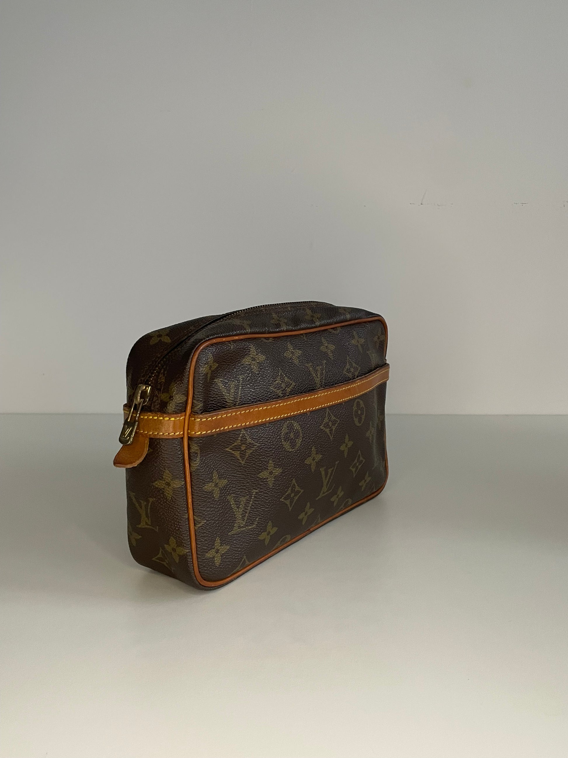 Louis Vuitton Compiegne 23