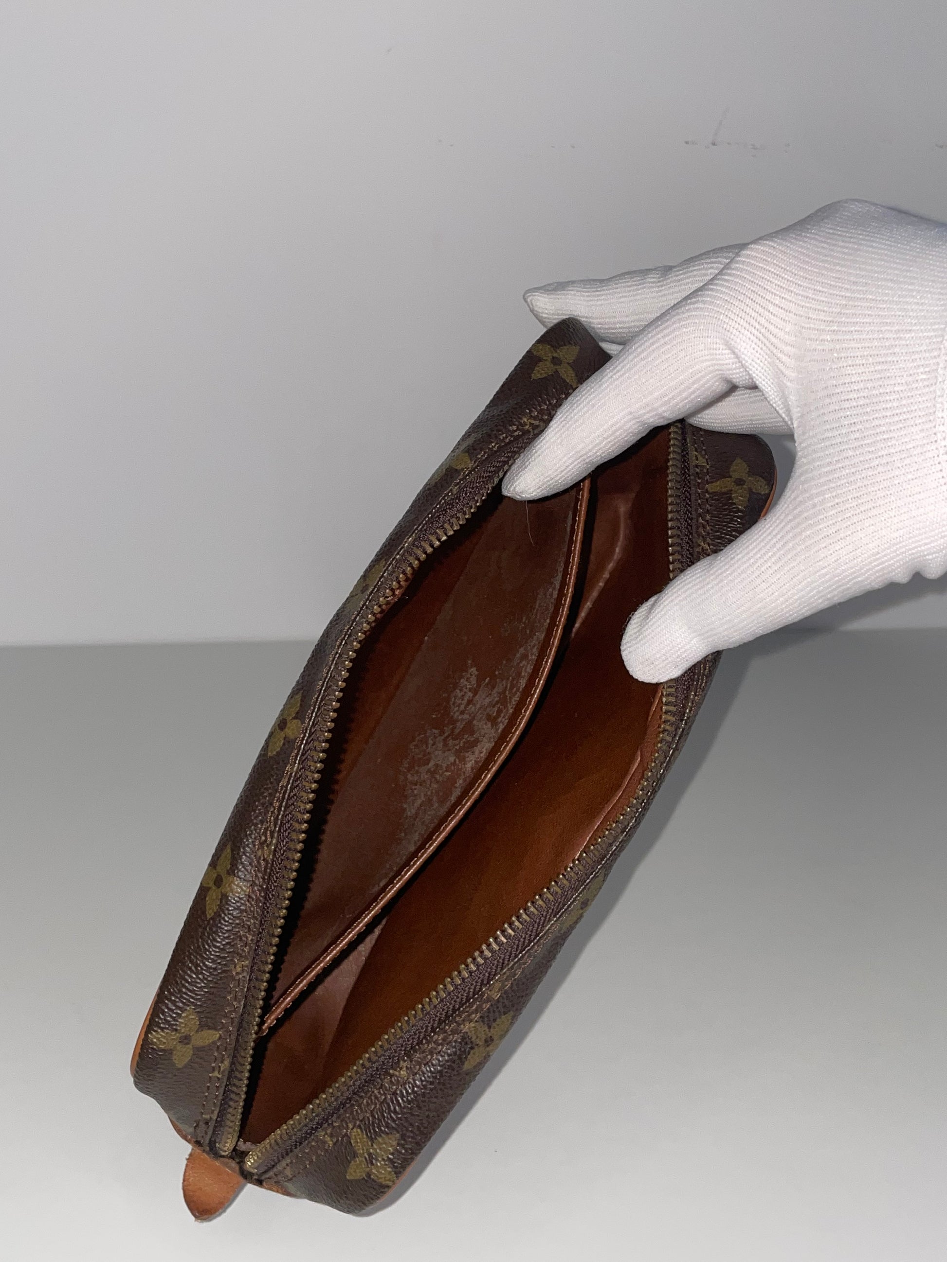 Louis Vuitton Compiegne 23