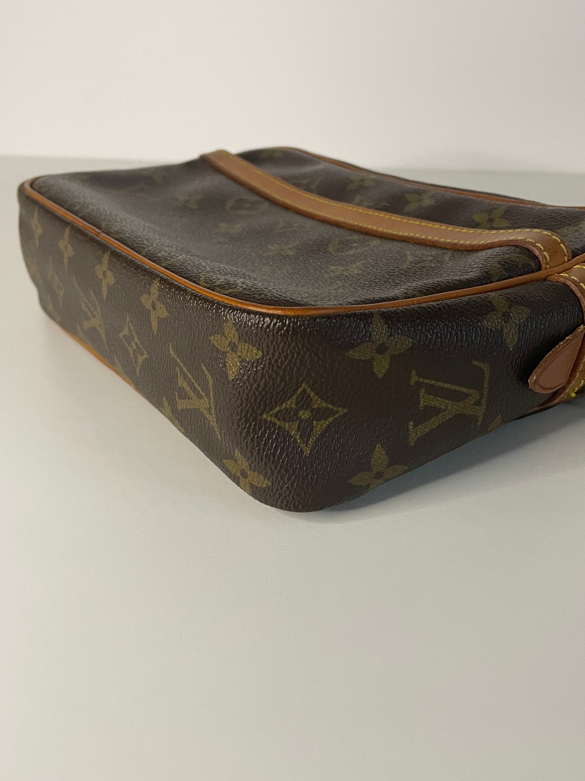 Louis Vuitton Compiegne 23