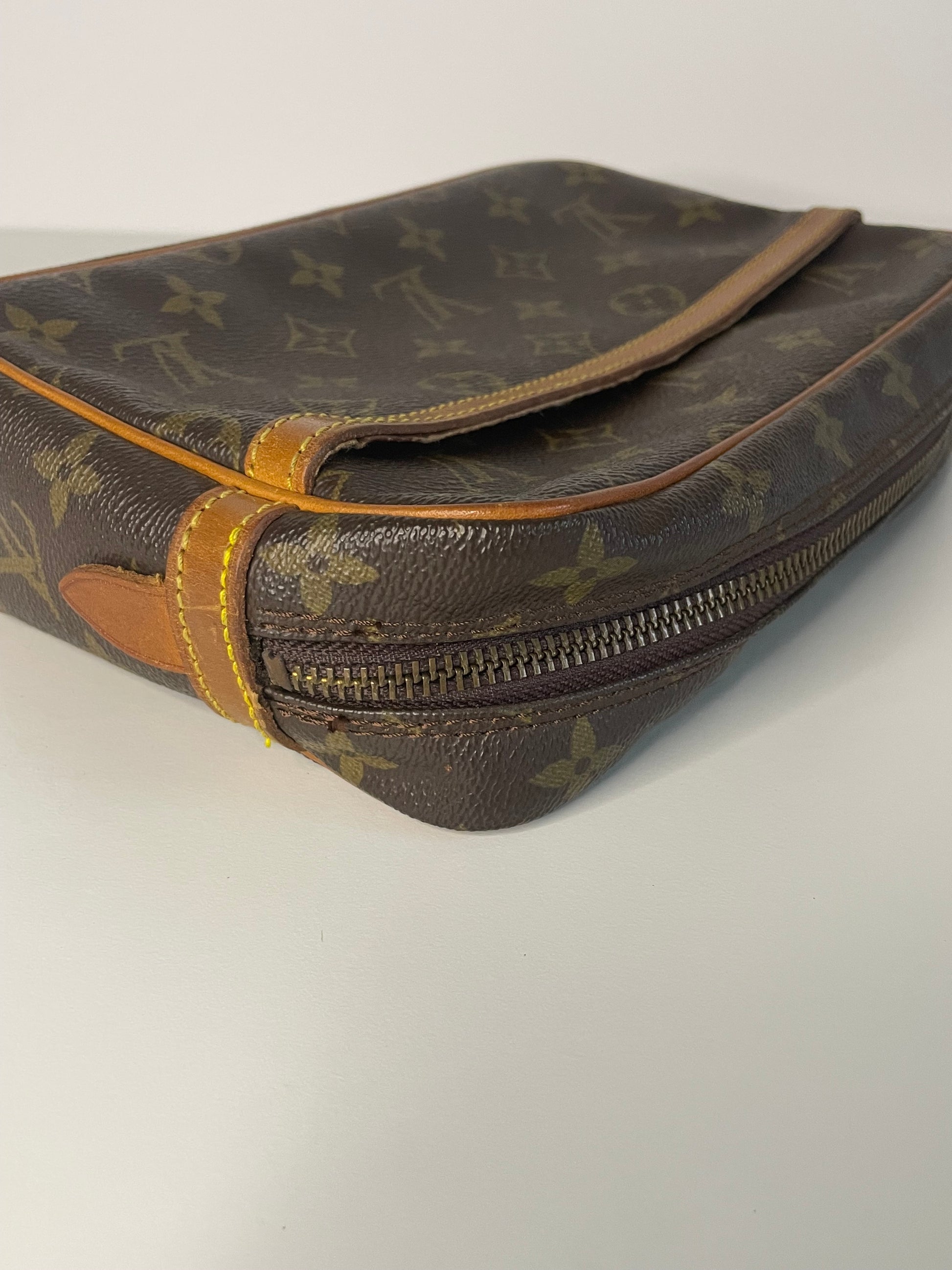 Louis Vuitton Compiegne 23