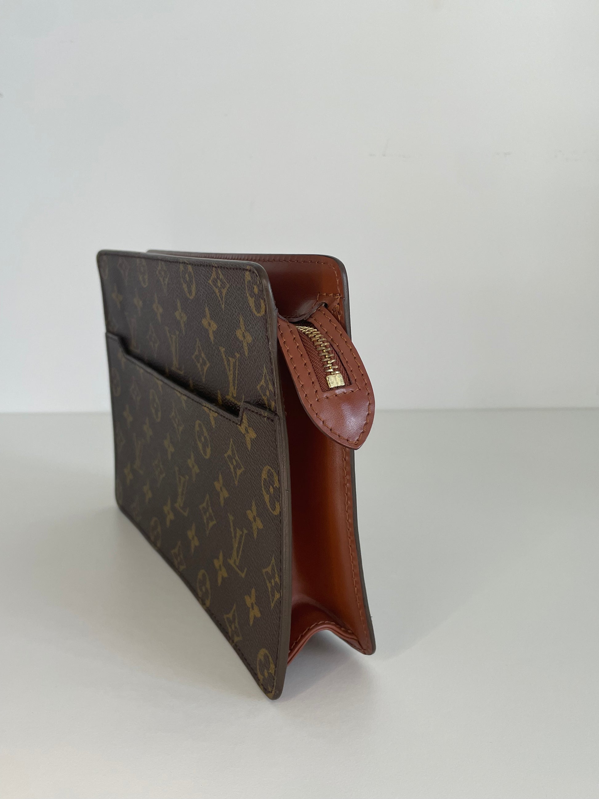 Louis Vuitton Pochette Homme