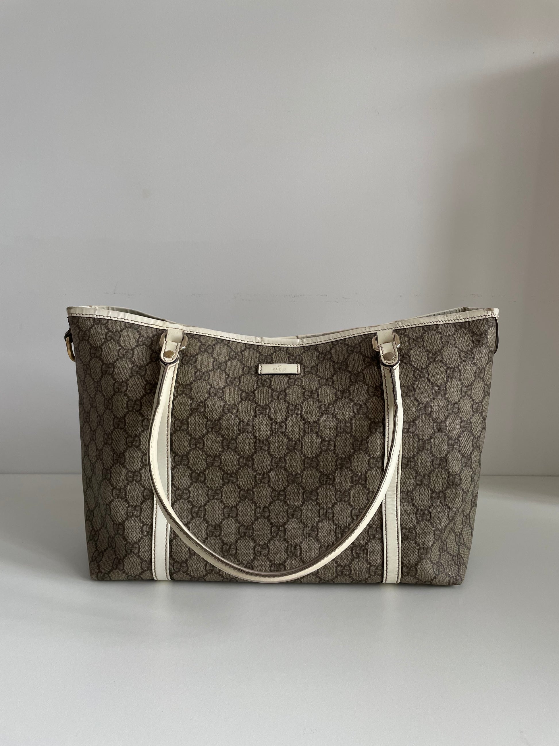 Gucci GG Supreme Tote Bag