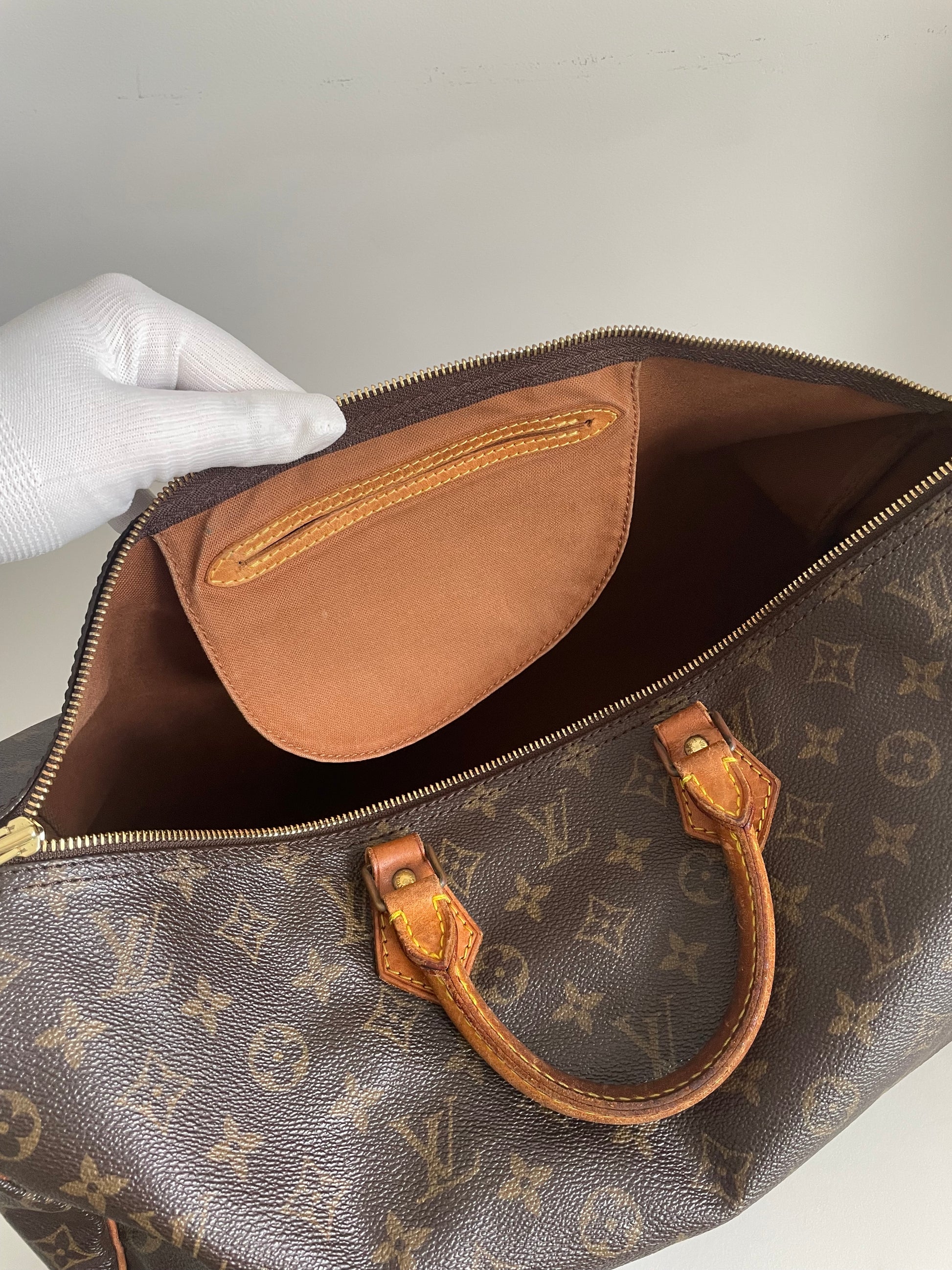 Louis Vuitton Speedy 40